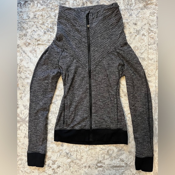 Lululemon Cropped Define Jacket Luon - Picture 3 of 6